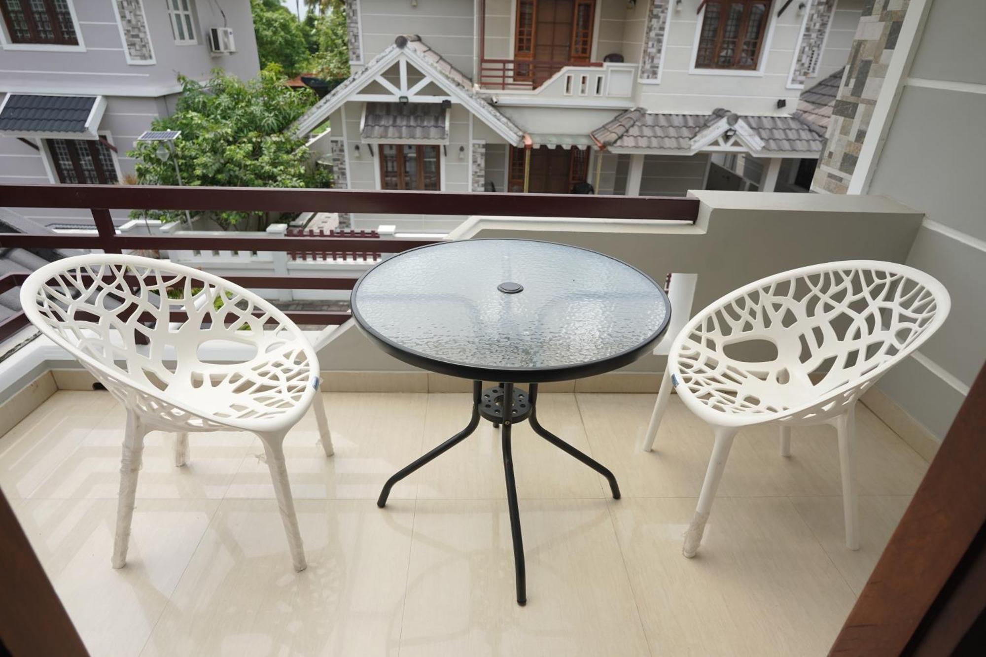 Swapna Home Suites Nedumbassery Dış mekan fotoğraf