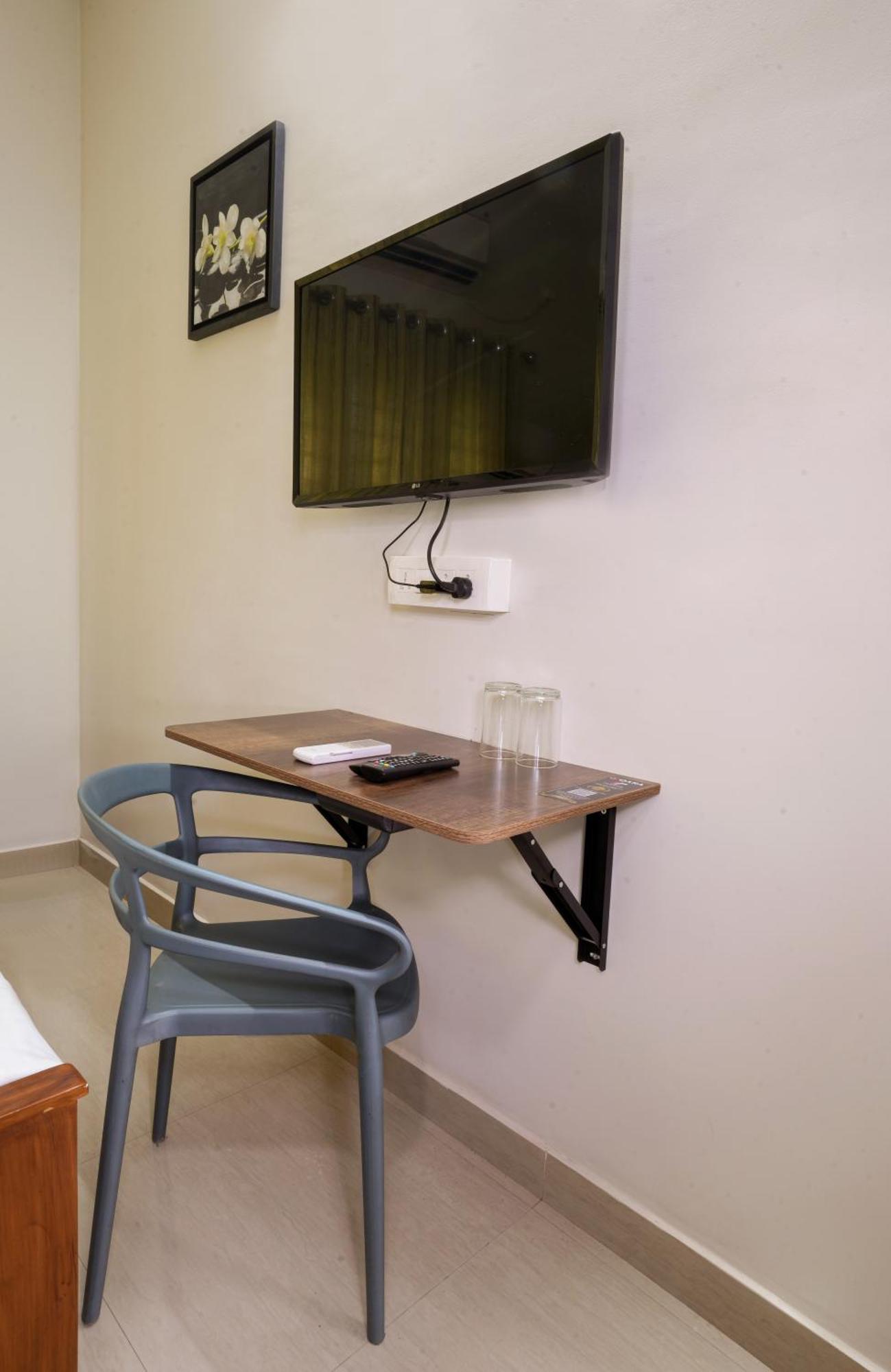 Swapna Home Suites Nedumbassery Dış mekan fotoğraf